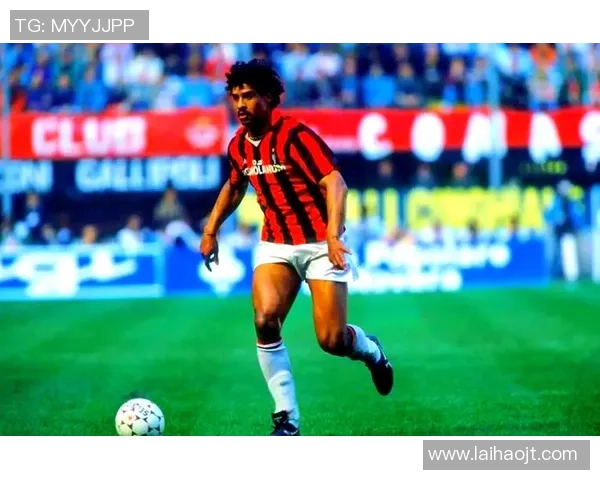 传奇球星足球后腰的代表人物及其在历史上的独特地位解析